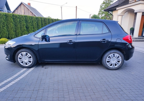 Toyota Auris cena 20000 przebieg: 200000, rok produkcji 2009 z Młynary małe 37